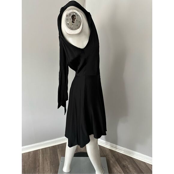 STELLA MCCARTNEY Cutout asymmetric seersucker halterneck mini dress - Picture 8 of 10